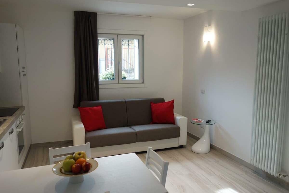 Ca Di Baragett Apartamento Mandello del Lario Exterior foto